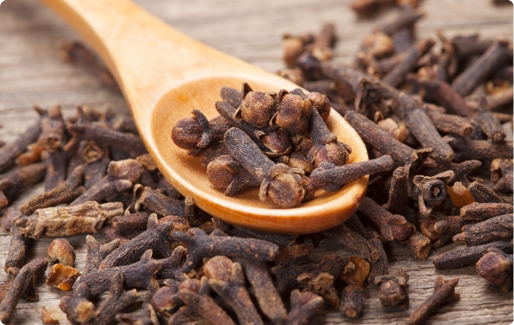 Σε τι βοηθάει το αιθέριο έλαιο Γαρυφαλλο?